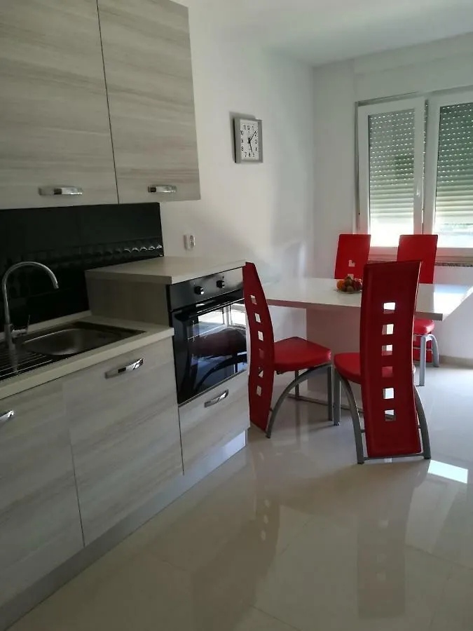 Apartman Tonika Pula
