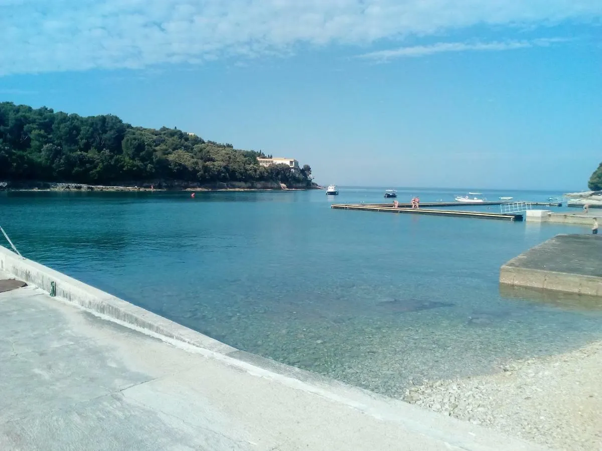 Apartman Tonika Pula 0*,  Croatia