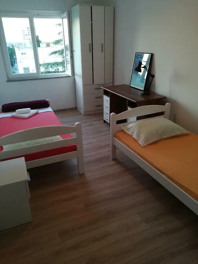 Apartment Apartman Tonika Pula