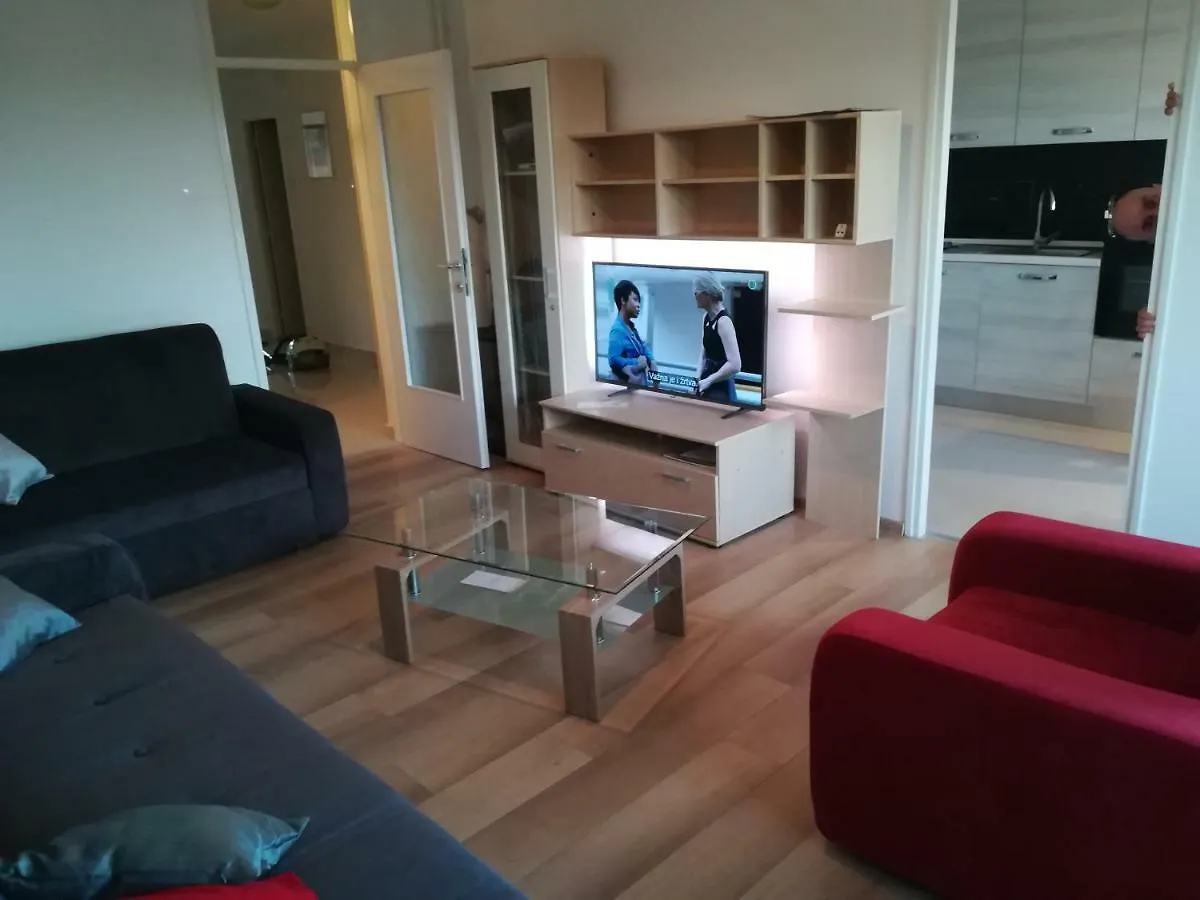 Apartman Tonika Pula Apartment